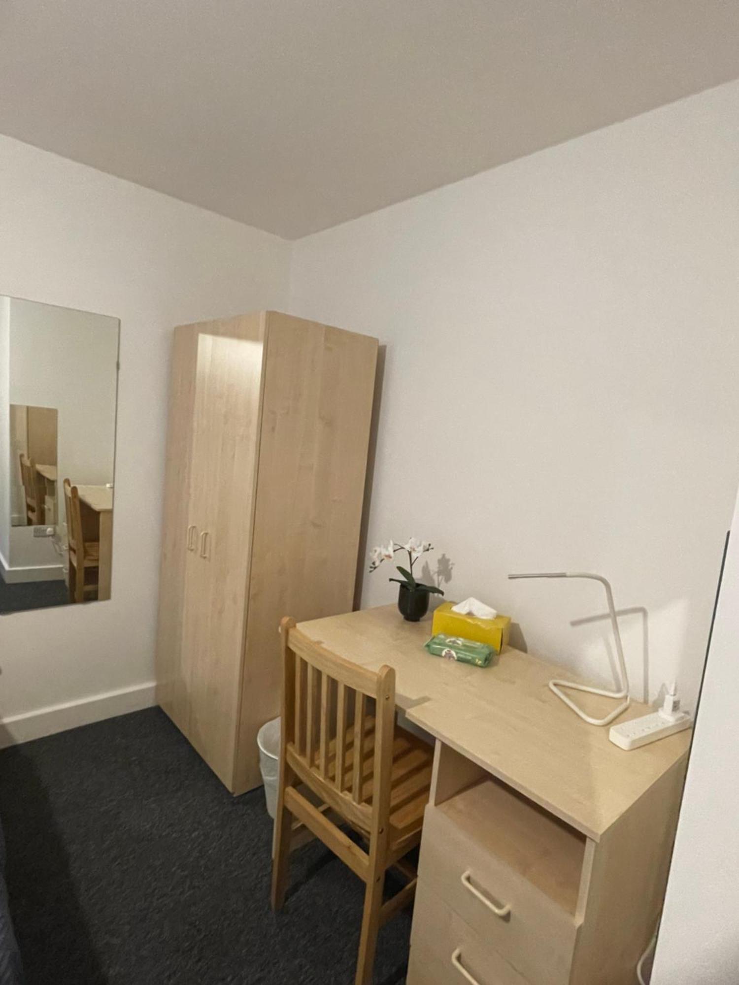 Lovely Triple And Quadruple Rooms In Euston & Square In Central London Eksteriør billede