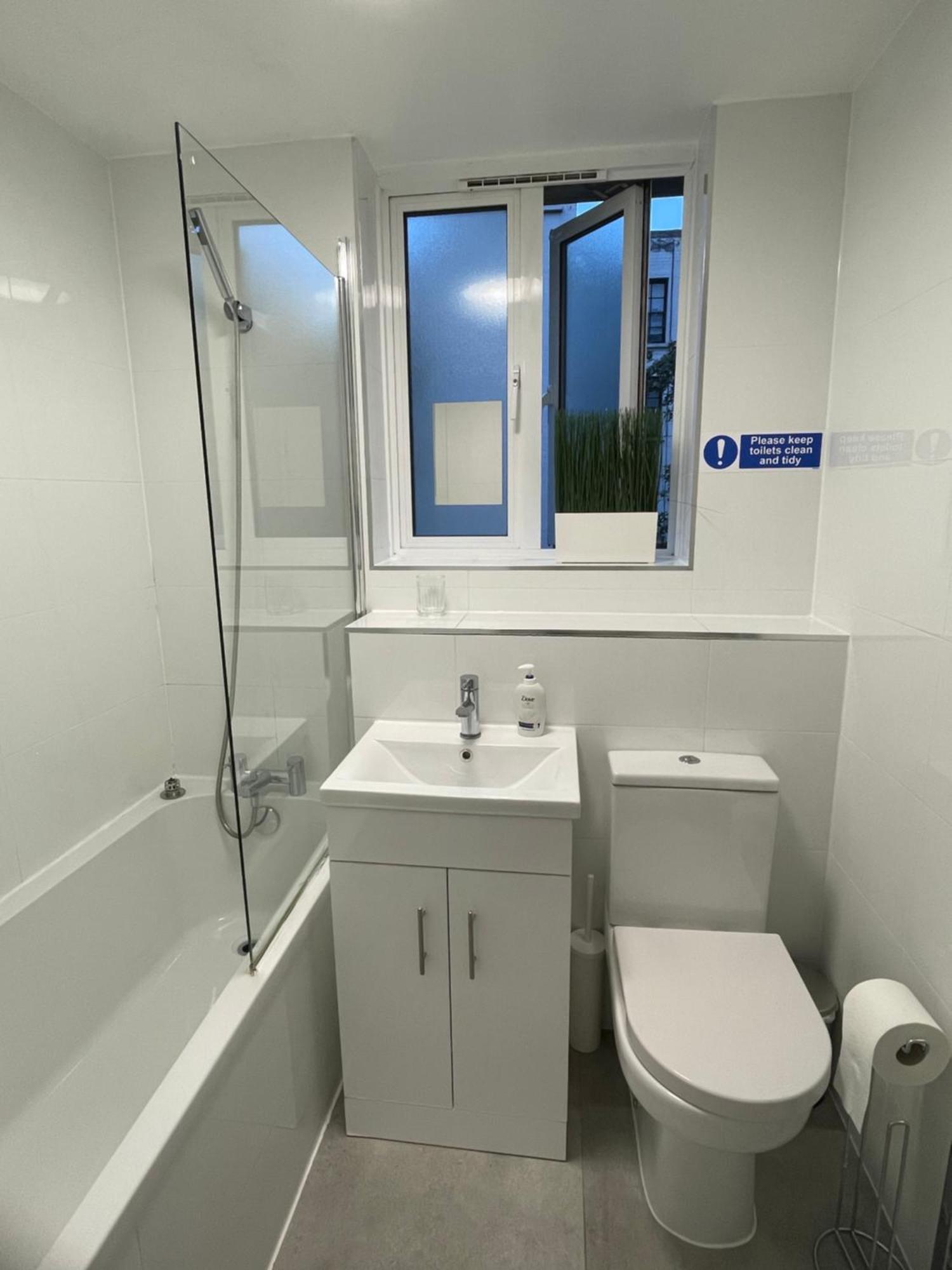 Lovely Triple And Quadruple Rooms In Euston & Square In Central London Eksteriør billede