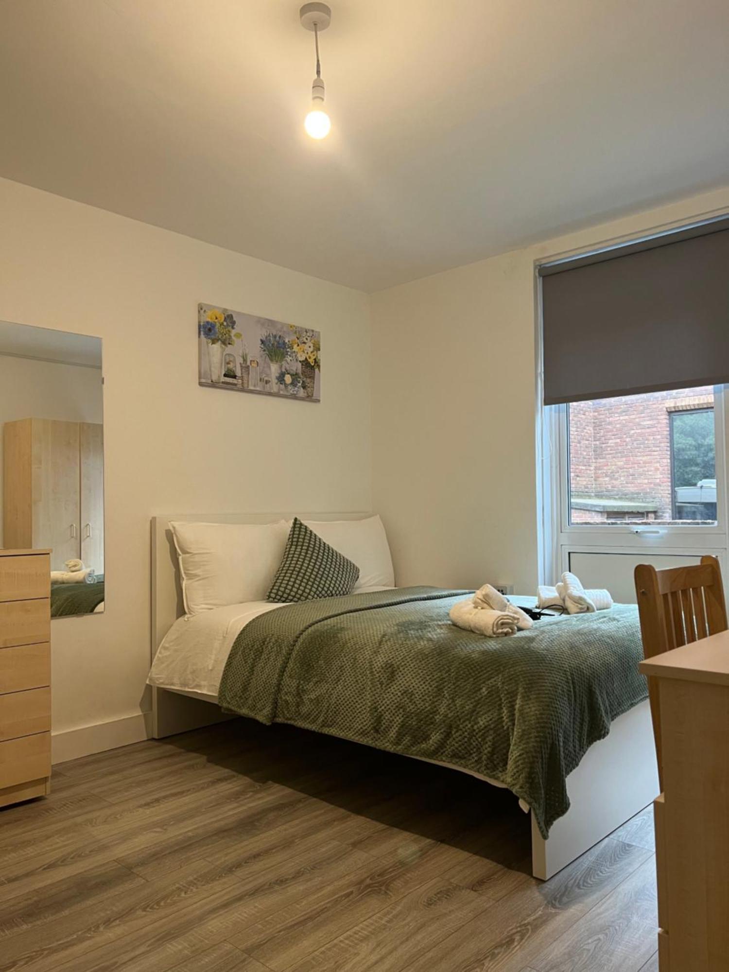 Lovely Triple And Quadruple Rooms In Euston & Square In Central London Eksteriør billede